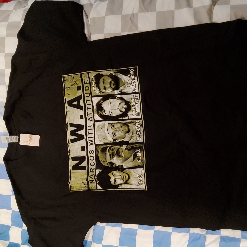 Mens tee shirt